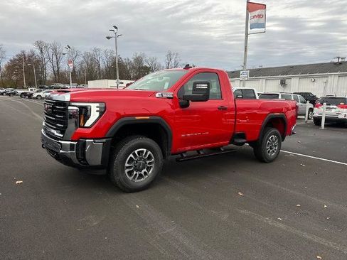 New 2026 GMC Sierra 3500 Pro image 2
