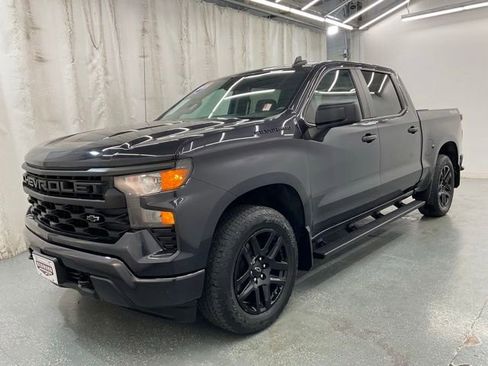 Used 2023 Chevrolet Silverado 1500 Custom w/ LPO, Dark Essentials Package AWD/4WD image 4
