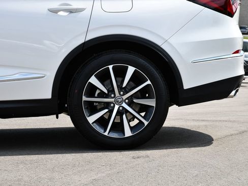 Used 2026 Acura MDX SH-AWD w/ Technology Package image 11