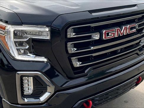 Used 2021 GMC Sierra 1500 AT4 w/ AT4 Value Package AWD/4WD image 29