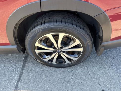 Used 2021 Subaru Forester Limited image 13