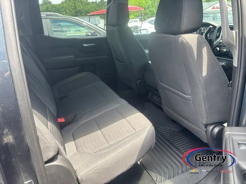 Used 2021 Chevrolet Silverado 1500 LT AWD/4WD image 8