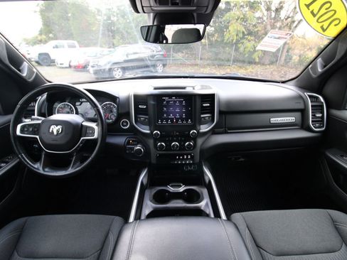 Used 2021 RAM 1500 Big Horn image 17