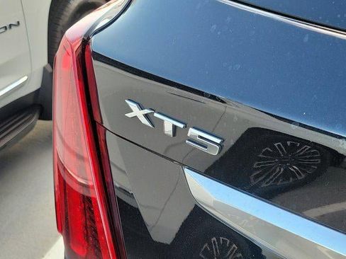 Certified 2023 Cadillac XT5 Luxury FWD image 7