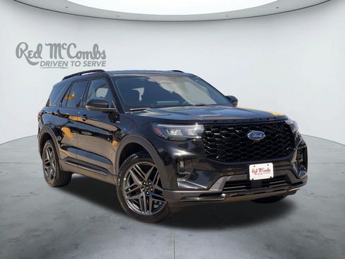 Used 2025 Ford Explorer ST-Line w/ ST-Line Street Pack AWD/4WD image 1
