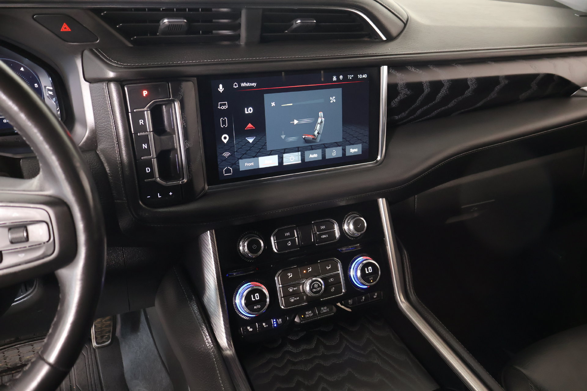 Used 2023 GMC Yukon XL Denali w/ Advanced Technology Package AWD/4WD image 5
