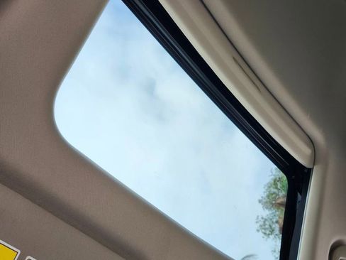 Certified 2019 Honda CR-V Touring image 22