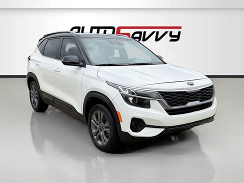 Used 2021 Kia Seltos S AWD/4WD image 1