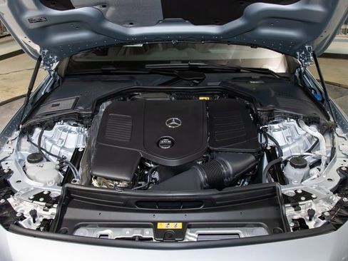 New 2026 Mercedes-Benz CLE 300 4MATIC Cabriolet image 5