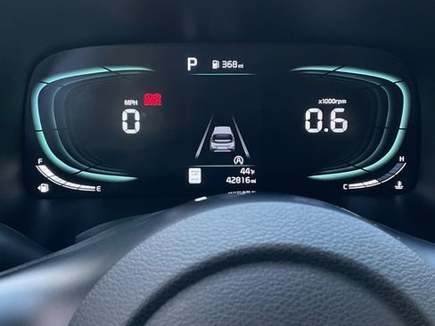 Used 2025 Kia Soul LX w/ LX Technology Package image 22