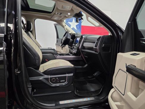 Used 2020 Ford F350 Limited image 8