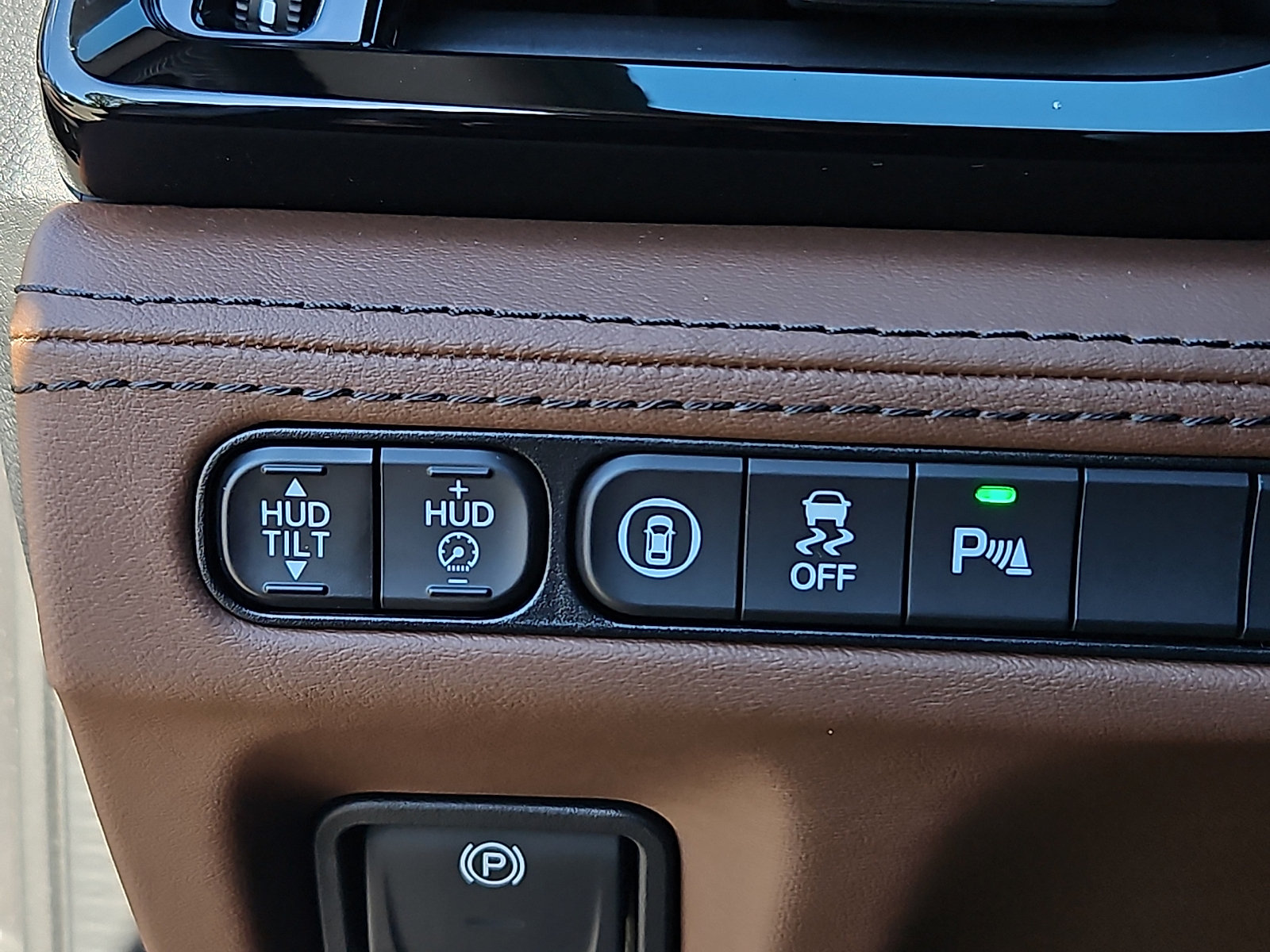 Used 2024 Acura MDX w/ Advance Package AWD/4WD image 29