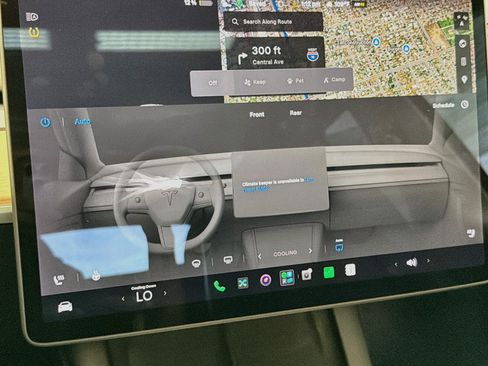 Used 2021 Tesla Model Y Long Range AWD/4WD image 10