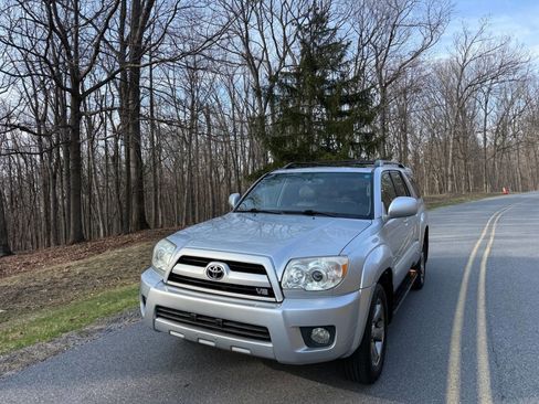 Used 2008 Toyota 4Runner Limited image 3