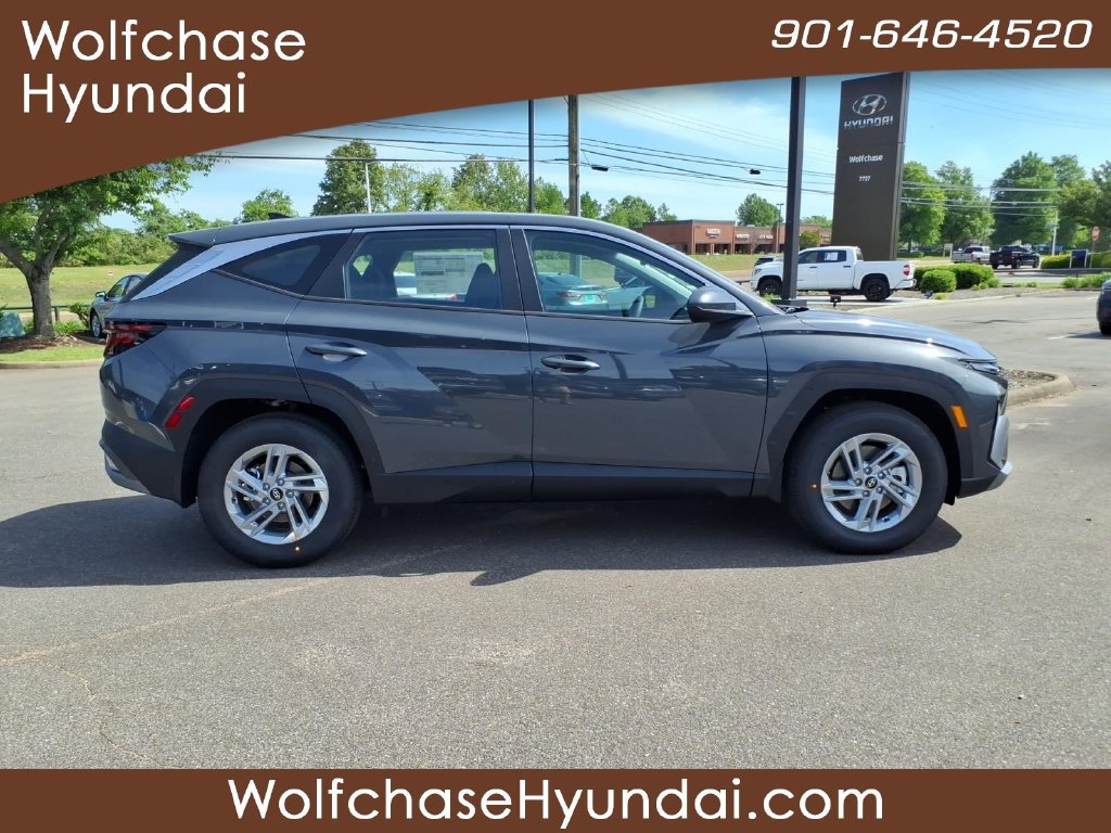 Certified 2026 Hyundai Tucson SE FWD image 6