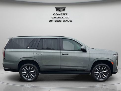 Used 2024 Cadillac Escalade Sport Platinum image 11