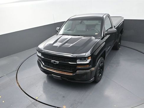 Used 2018 Chevrolet Silverado 1500 W/T w/ Black Out Edition image 11