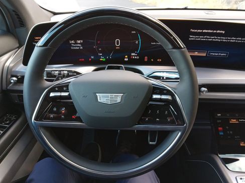 New 2026 Cadillac Vistiq Sport image 14