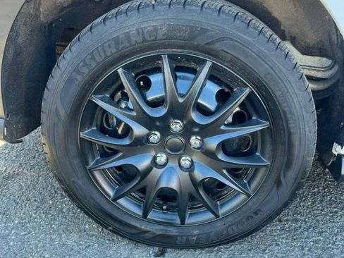 Used 2019 Ford Transit Connect XL image 15