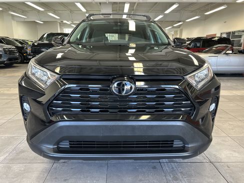 Used 2021 Toyota RAV4 XLE image 18