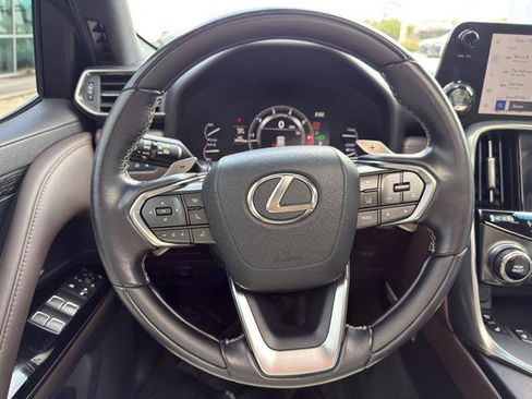 Used 2023 Lexus LX 600 4WD w/ Accessory Package (Z1) image 22