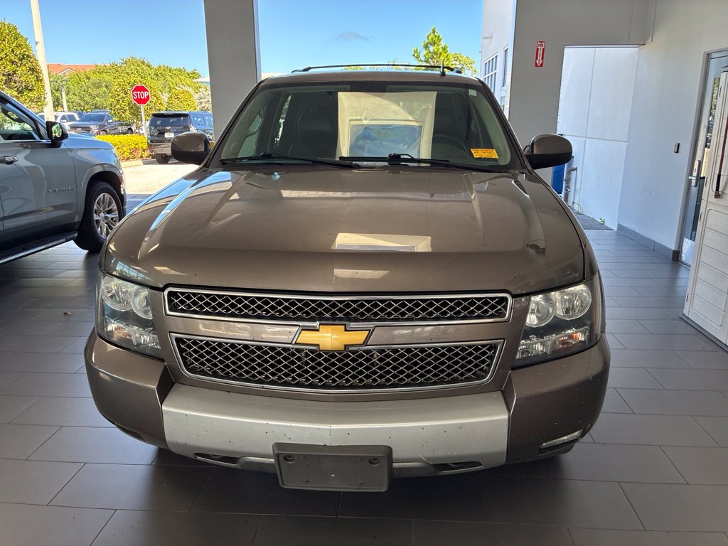 Used 2013 Chevrolet Tahoe LT w/ Suspension Package, Off-Road AWD/4WD image 3