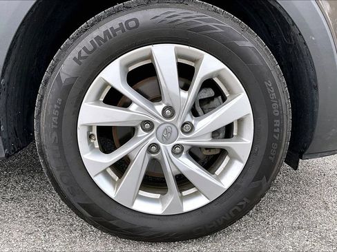 Used 2019 Hyundai Tucson SE AWD/4WD image 9