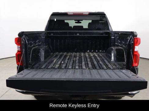 Used 2020 Chevrolet Silverado 1500 Custom w/ Custom Value Package AWD/4WD image 16