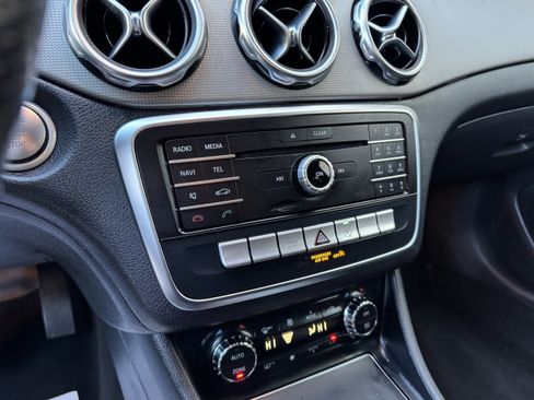 Used 2019 Mercedes-Benz GLA 250 image 29