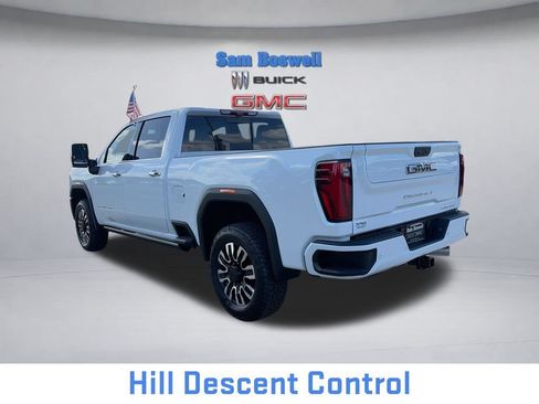 New 2026 GMC Sierra 2500 Denali Ultimate AWD/4WD image 8