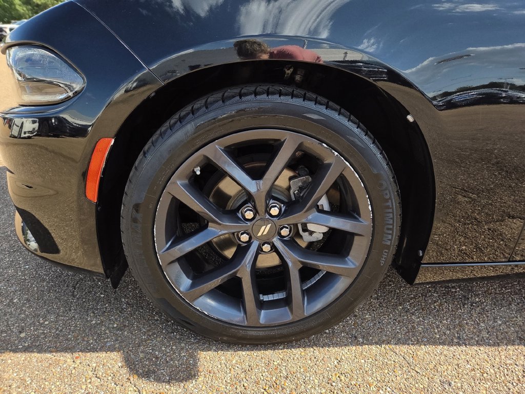 Used 2023 Dodge Charger SXT w/ Blacktop Package RWD image 31