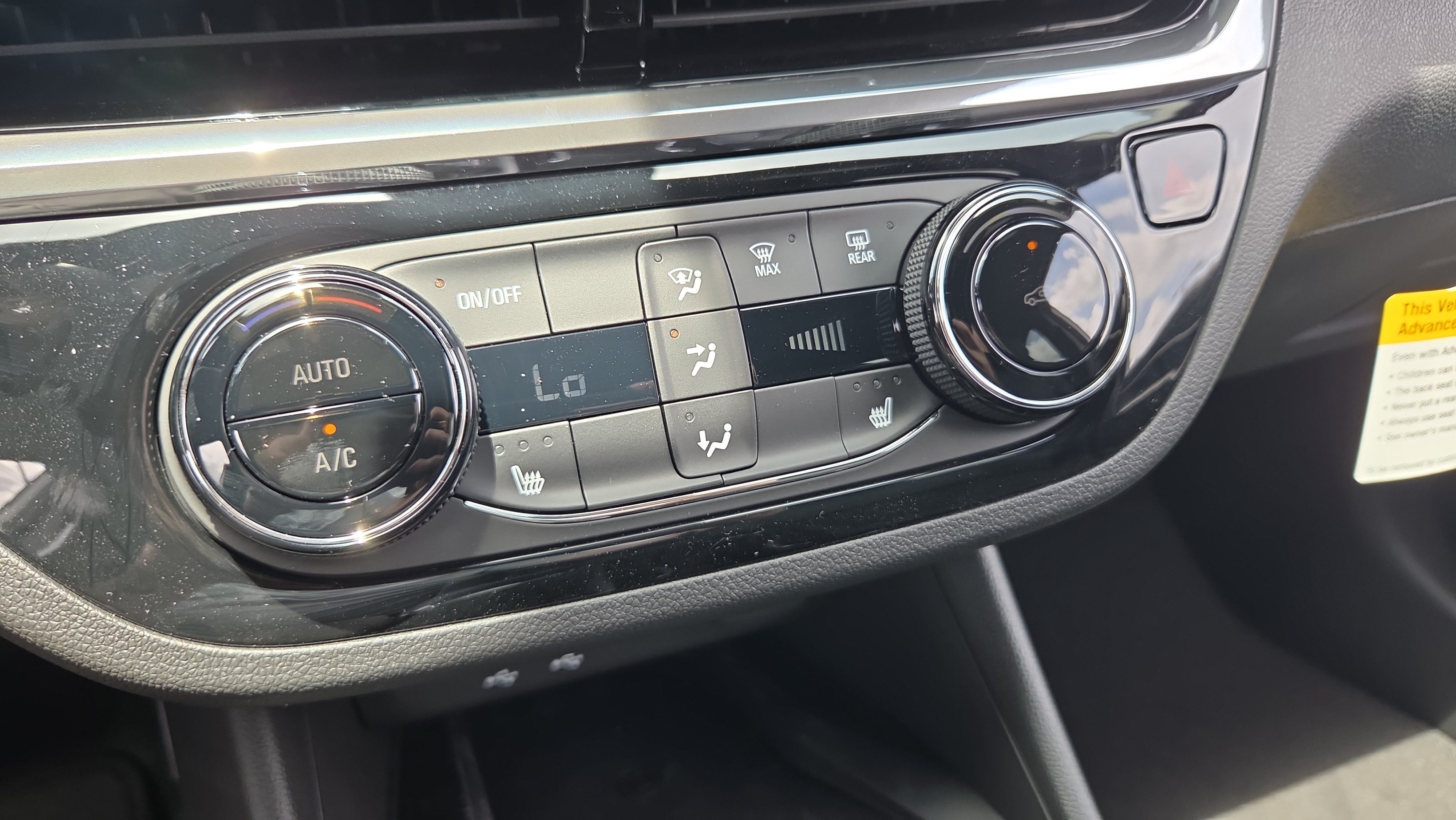 New 2026 Buick Envista Sport Touring w/ Convenience I Package FWD image 20
