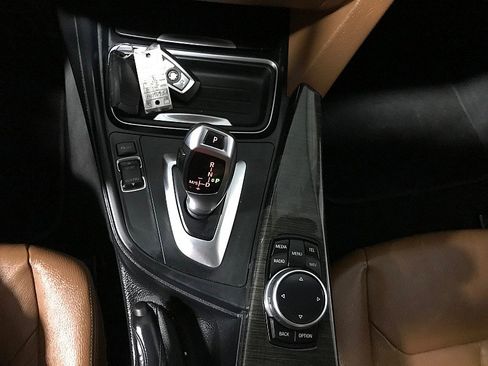 Used 2014 BMW 328i 4dr Sdn 328i RWD image 29