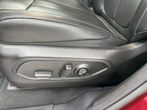 Used 2024 Jeep Grand Cherokee Limited w/ Luxury Tech Group II AWD/4WD image 14