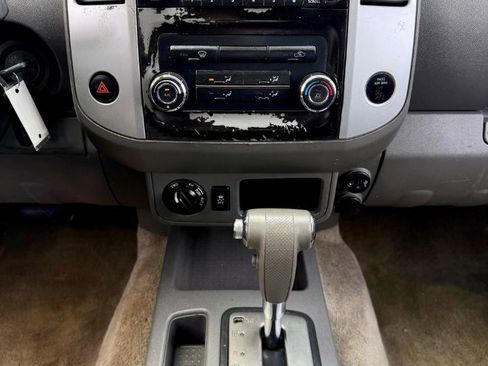 Used 2017 Nissan Frontier SV image 26