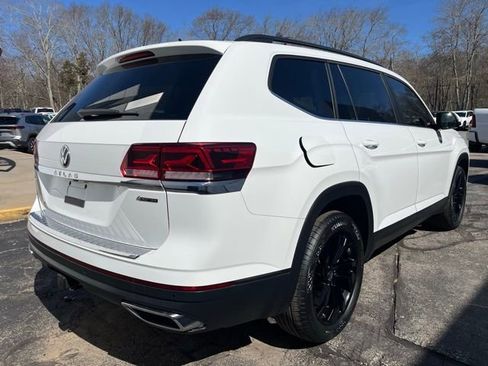 Certified 2023 Volkswagen Atlas SE w/ Panoramic Sunroof Package image 6