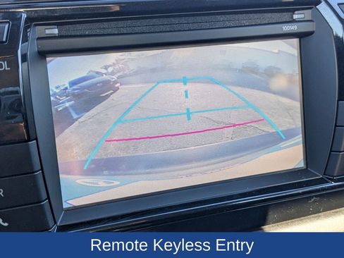 Used 2015 Toyota Corolla S image 17