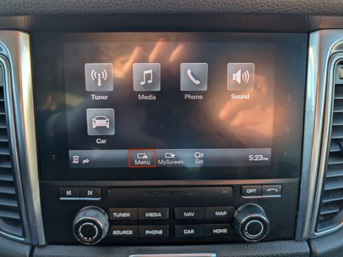 Used 2017 Porsche Macan image 17