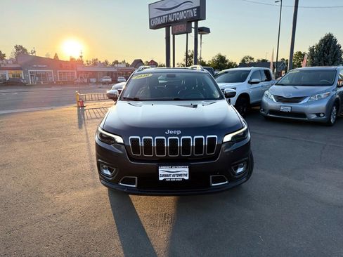 Used 2020 Jeep Cherokee Latitude Plus w/ Cold Weather Group AWD/4WD image 4