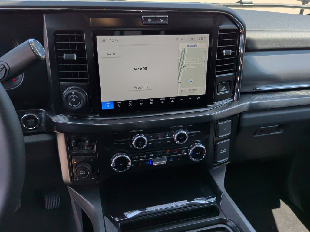 New 2026 Ford F350 Lariat w/ Lariat Premium Package AWD/4WD image 24
