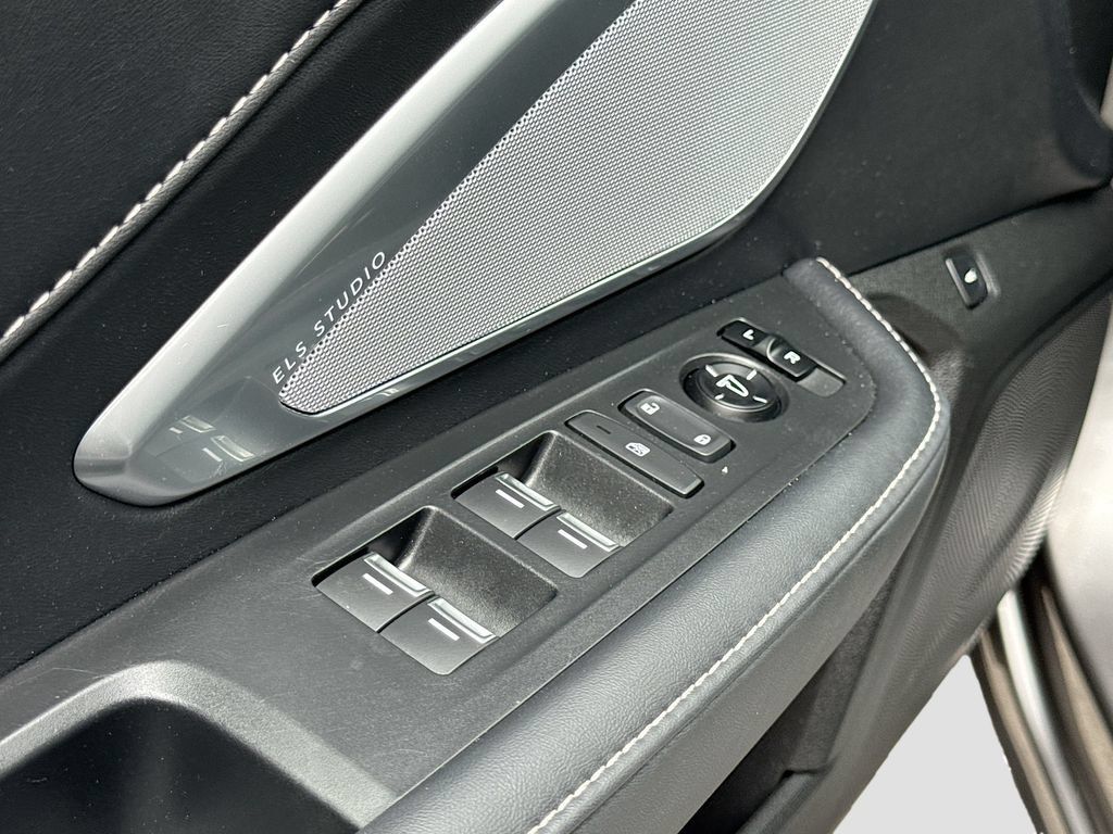 Used 2023 Acura RDX w/ Technology Package AWD/4WD image 18