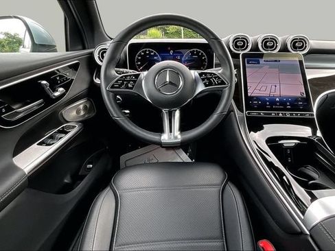 Certified 2026 Mercedes-Benz GLC 300 4MATIC image 11