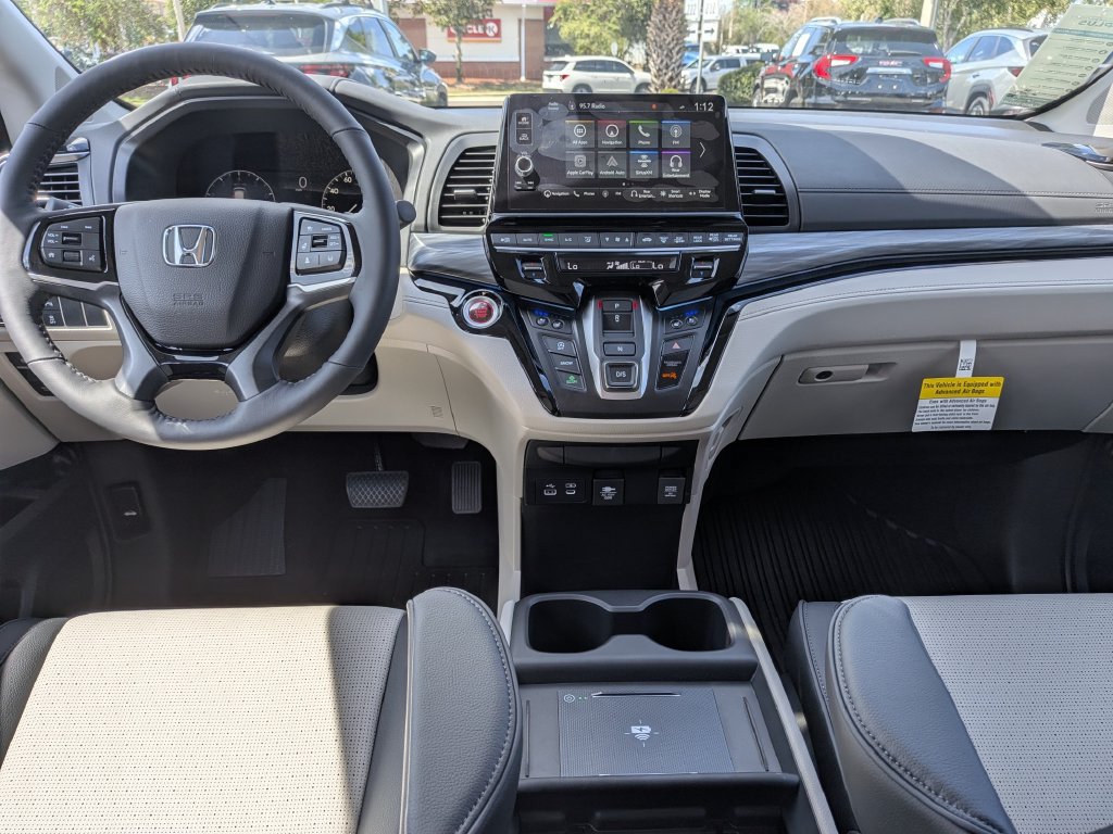 New 2027 Honda Odyssey Elite image 17