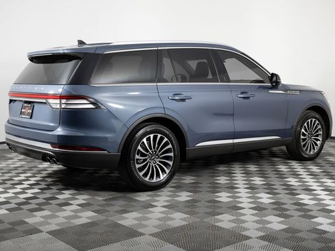 Used 2021 Lincoln Aviator Reserve w/ Class IV Trailer Tow Package image 8