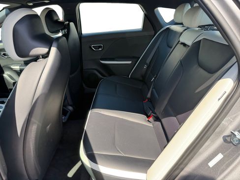 New 2026 Kia K4 GT-Line image 16