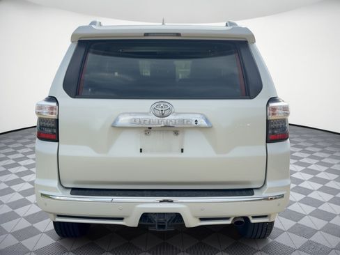 Used 2017 Toyota 4Runner Limited RWD image 11