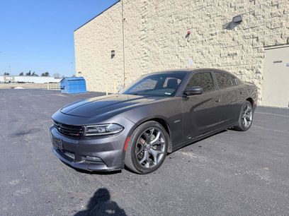 Used 2016 Dodge Charger R/T w/ Plus Group