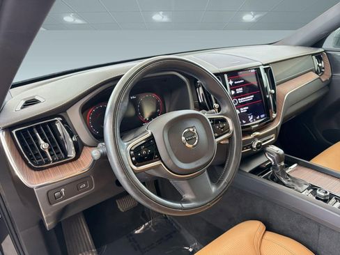 Used 2021 Volvo XC60 T5 Inscription w/ Advanced Package FWD image 4