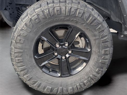 Used 2021 Jeep Wrangler Unlimited Sahara image 9