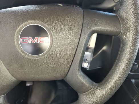 Used 2024 GMC Savana 2500 Work Van w/ Driver Convenience Package image 26